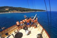 Best-boat-tour-from-Split-Polaris