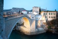 Mostar_bridge_2